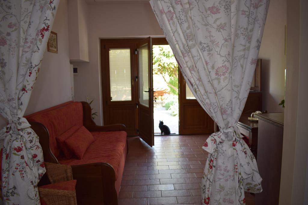 Agriturismo Amina, Winery & Hiking Vagliagli Екстериор снимка